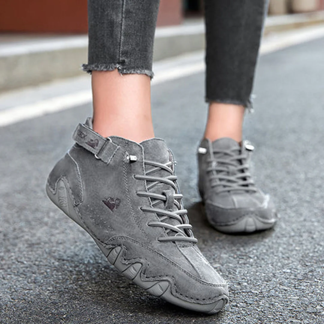 LDeck™ - Waterproof and breathable orthopedic shoes