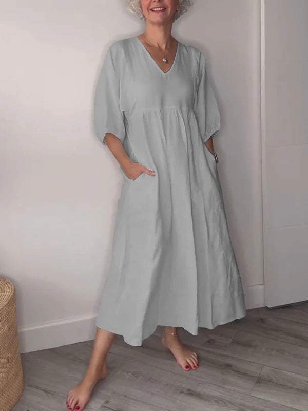 Phoebe - Classic Comfort Dress