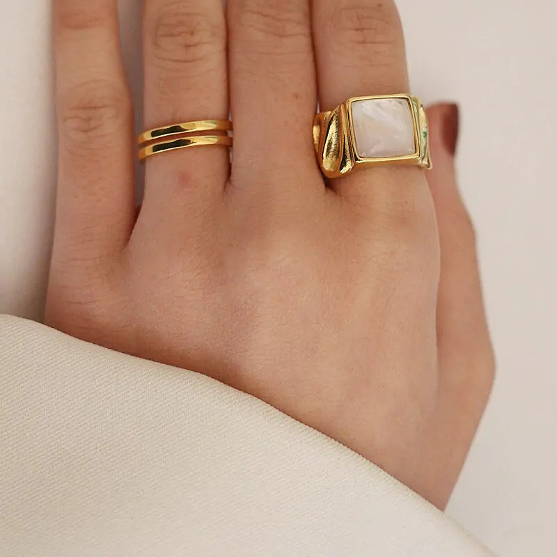 Ivory Gloss Ring