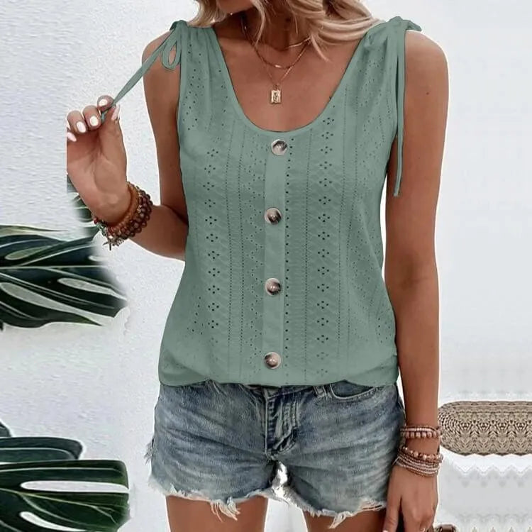 Amara - Stylish Women's Top with Buttons and Cutouts