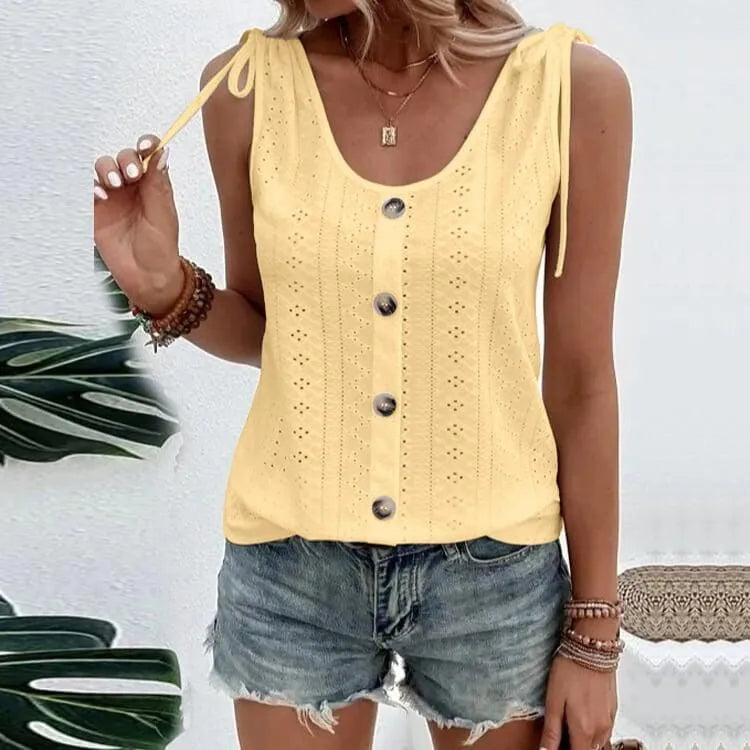 Amara - Stylish Women's Top with Buttons and Cutouts