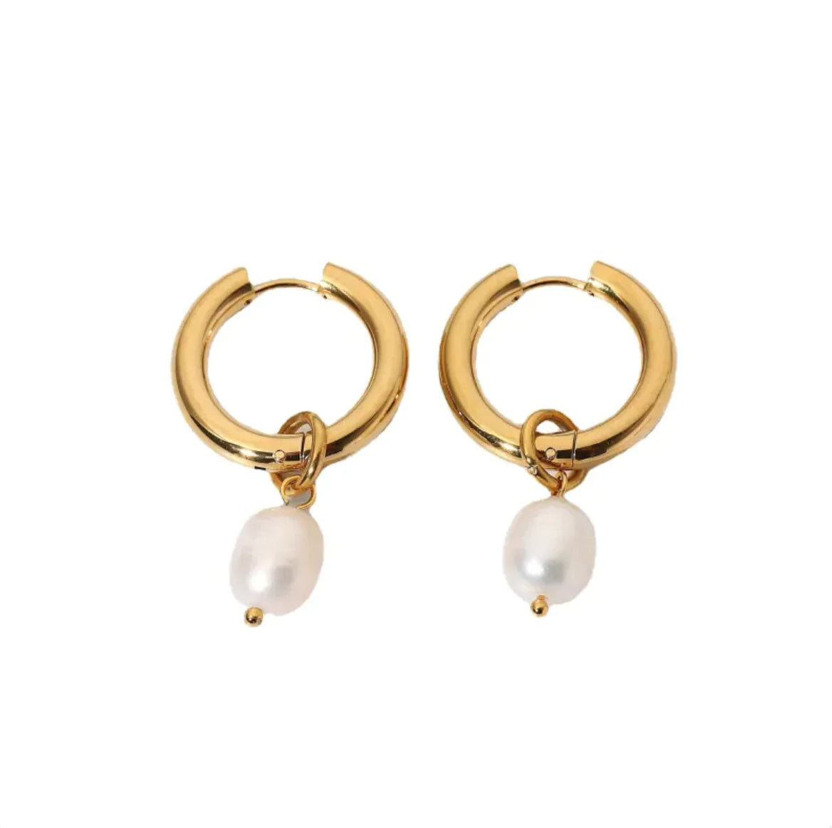 Dreamy Pearl Earrings