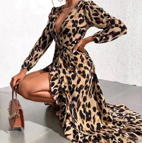Alexis - The New 2025 V-neck Dress