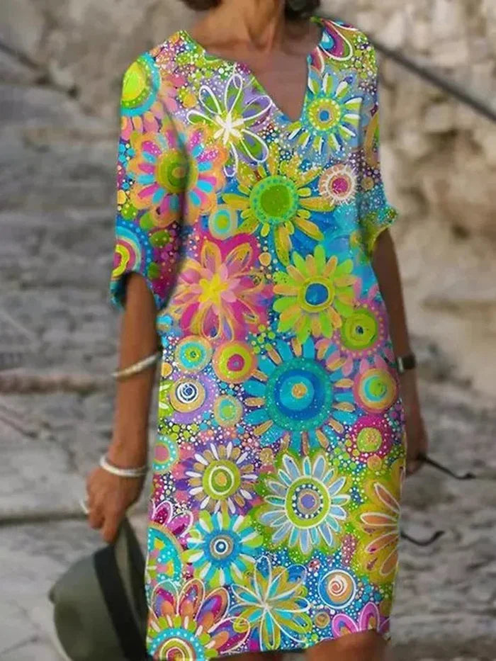Emilia | Dress with Floral Pattern and V-Neckline 
