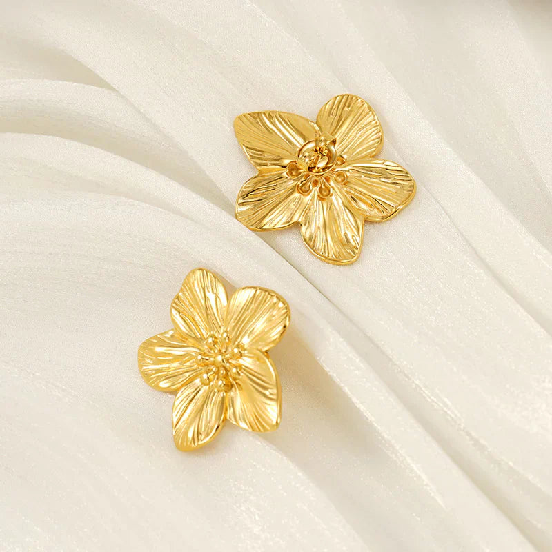 Elegant Flower Earrings