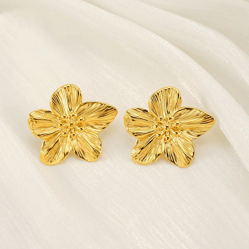 Elegant Flower Earrings